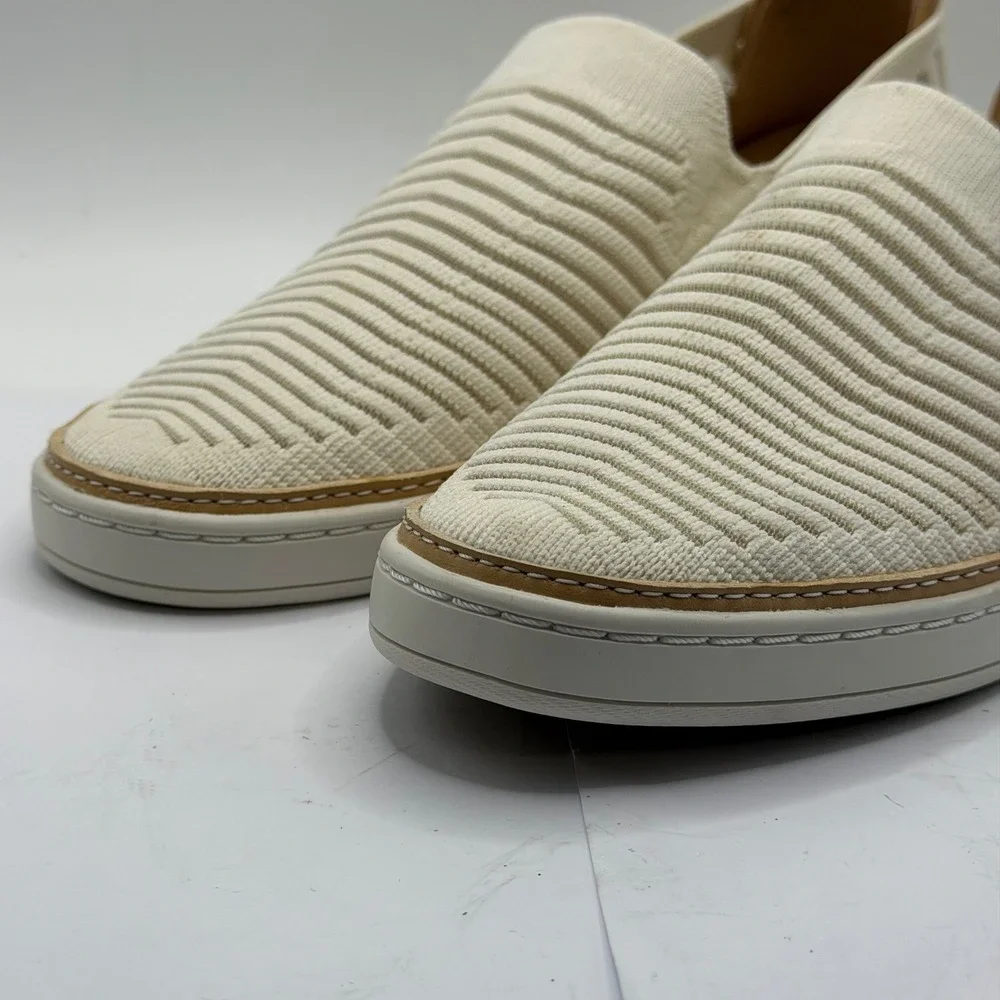 UGG Sammy Chevron Knit Slip-On Sneakers Cream Off White womens 7.5